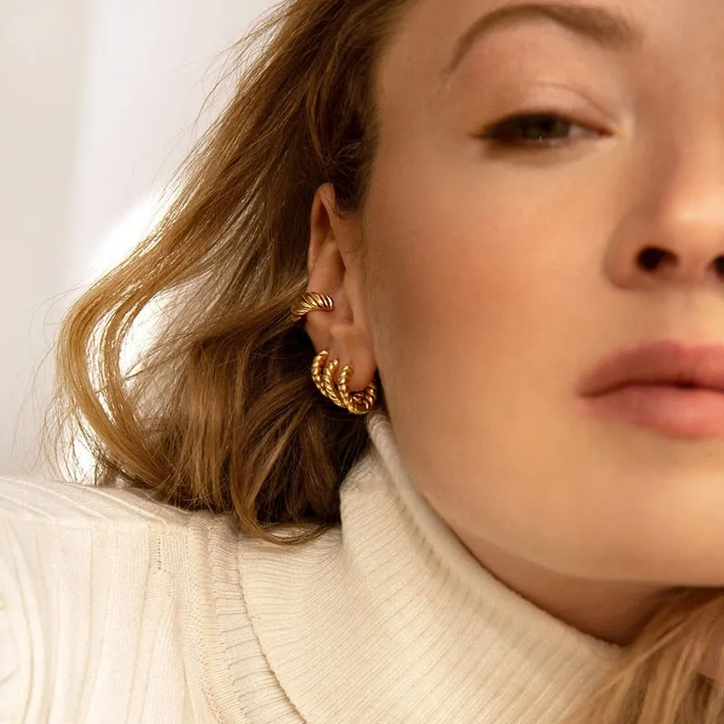 17mm Gold Tiny Twisted Hoop Earrings