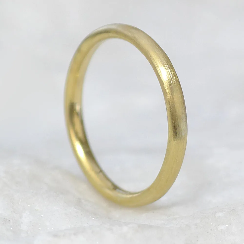 18ct Gold 2mm Comfort Fit Court Wedding Ring