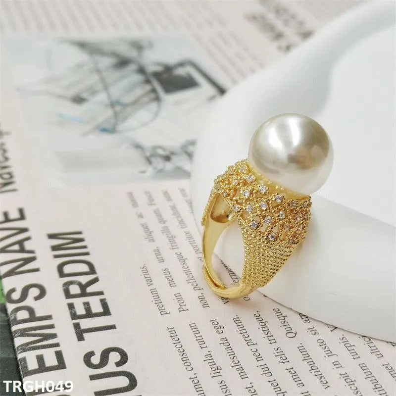 18K Gold Cathedral Pearl Adjustable Ring