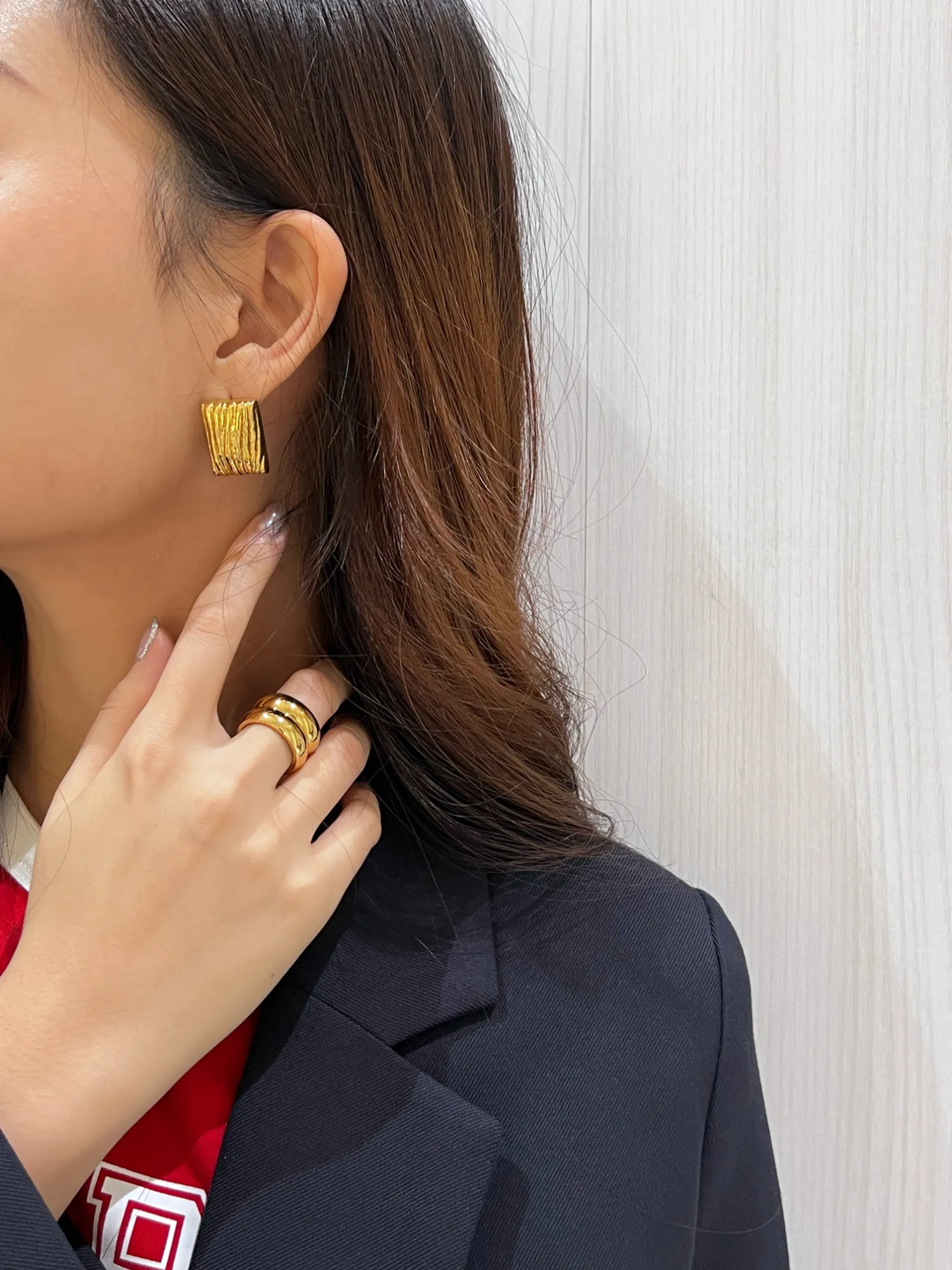 Alas Rectangle Stud Earrings
