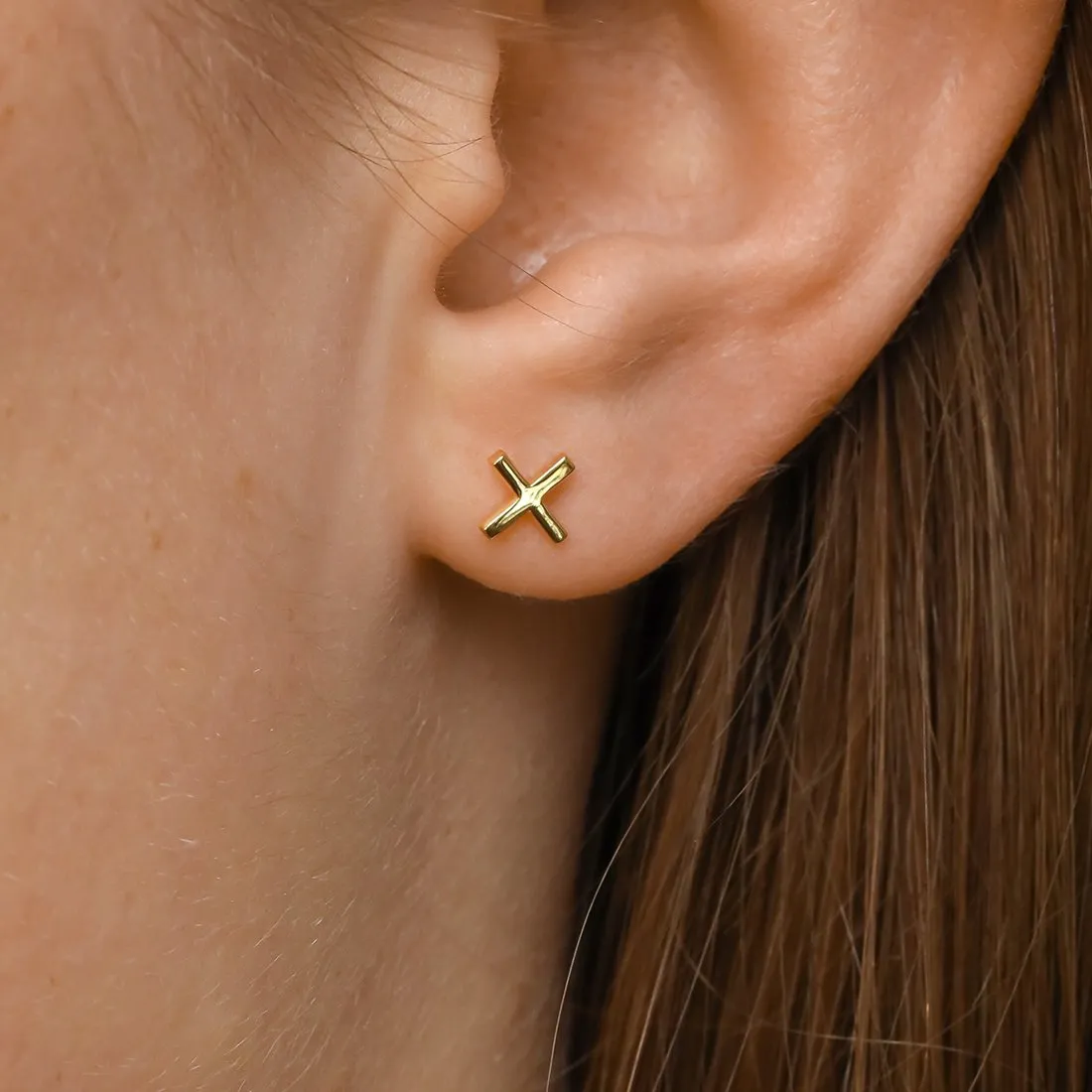 Baby Kiss Gold Studs