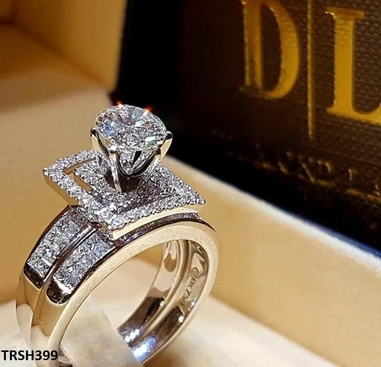 Bella Cathedral Twice Ring