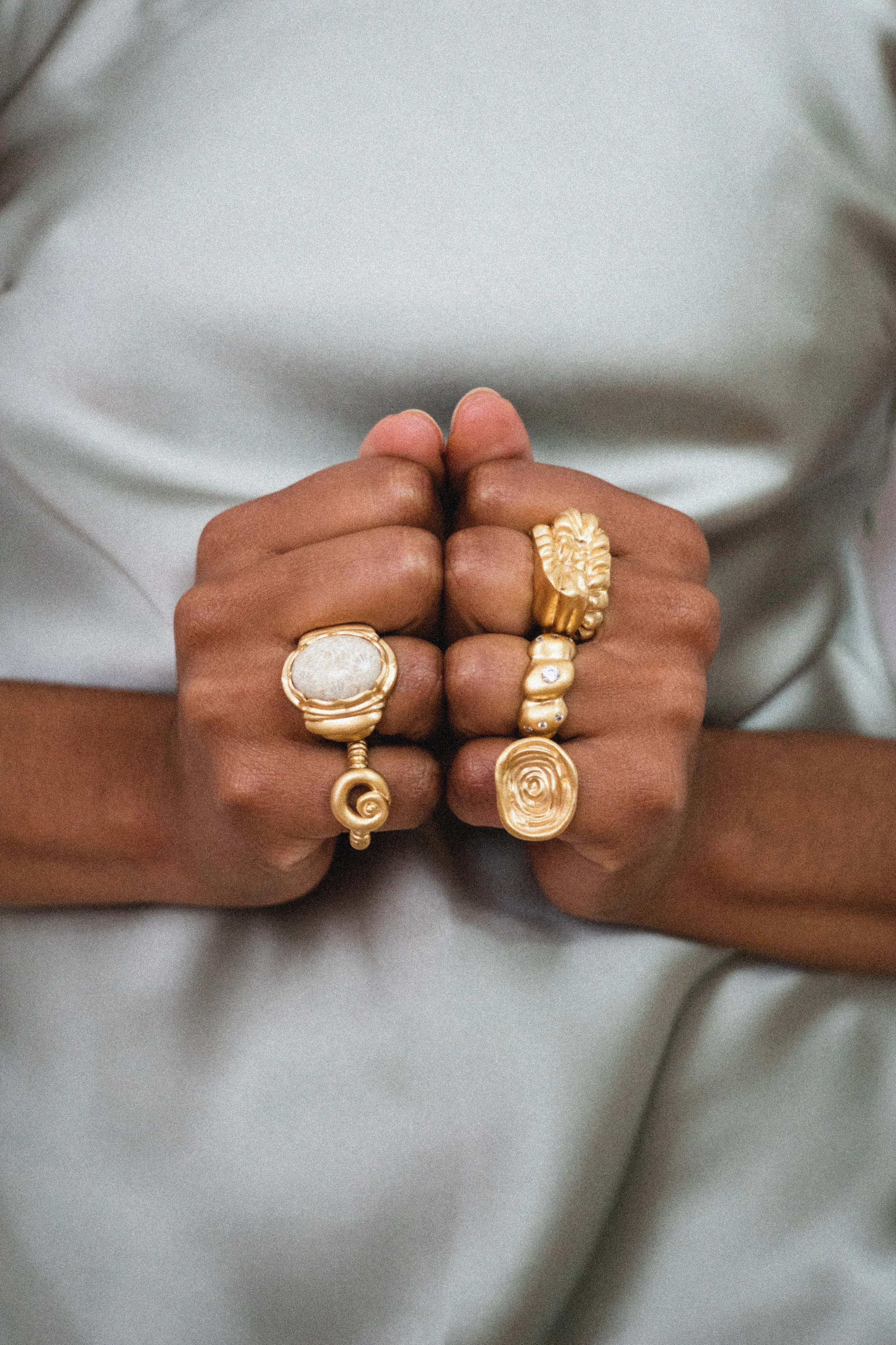 Bivalvia Ring