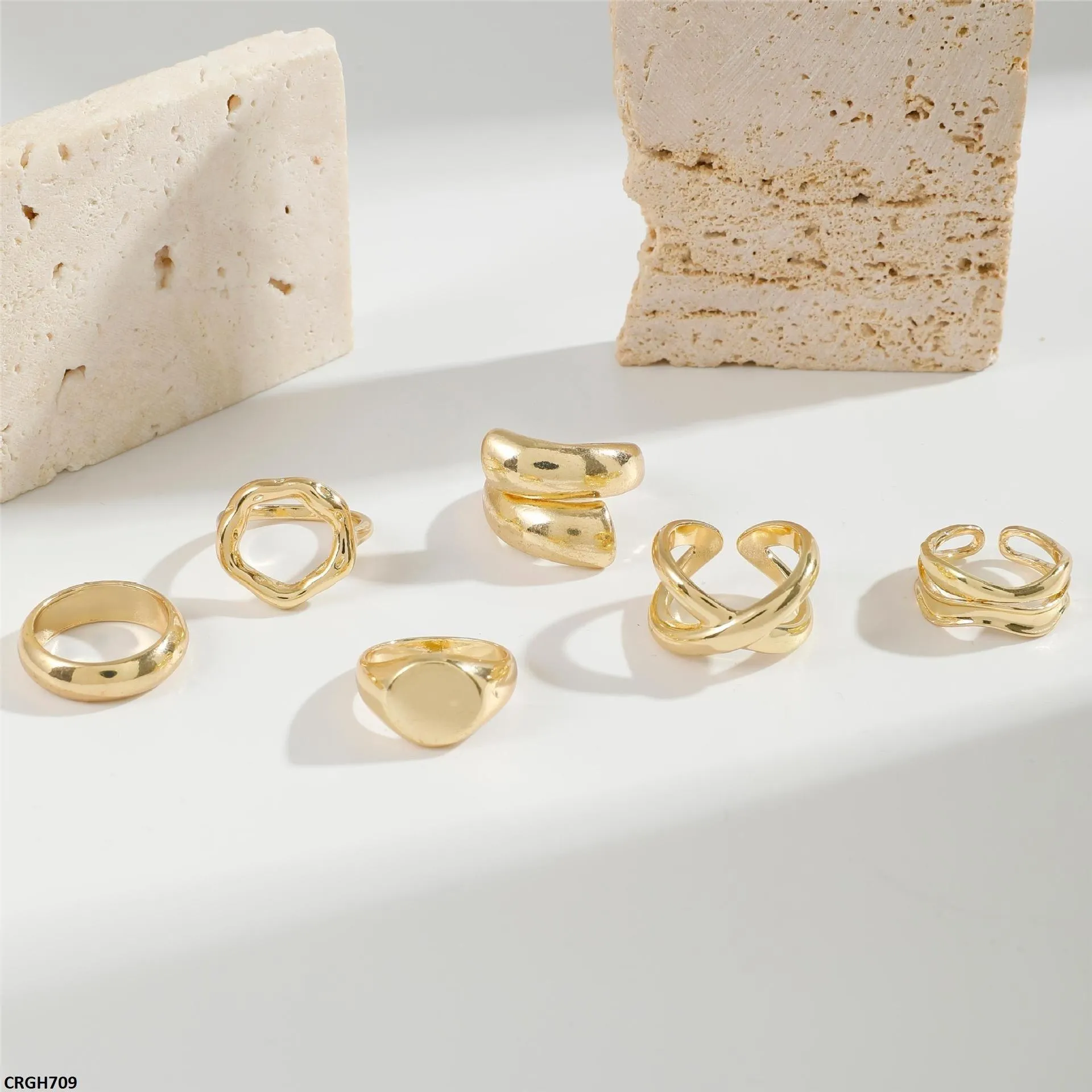 Branded 6 Midi Rings