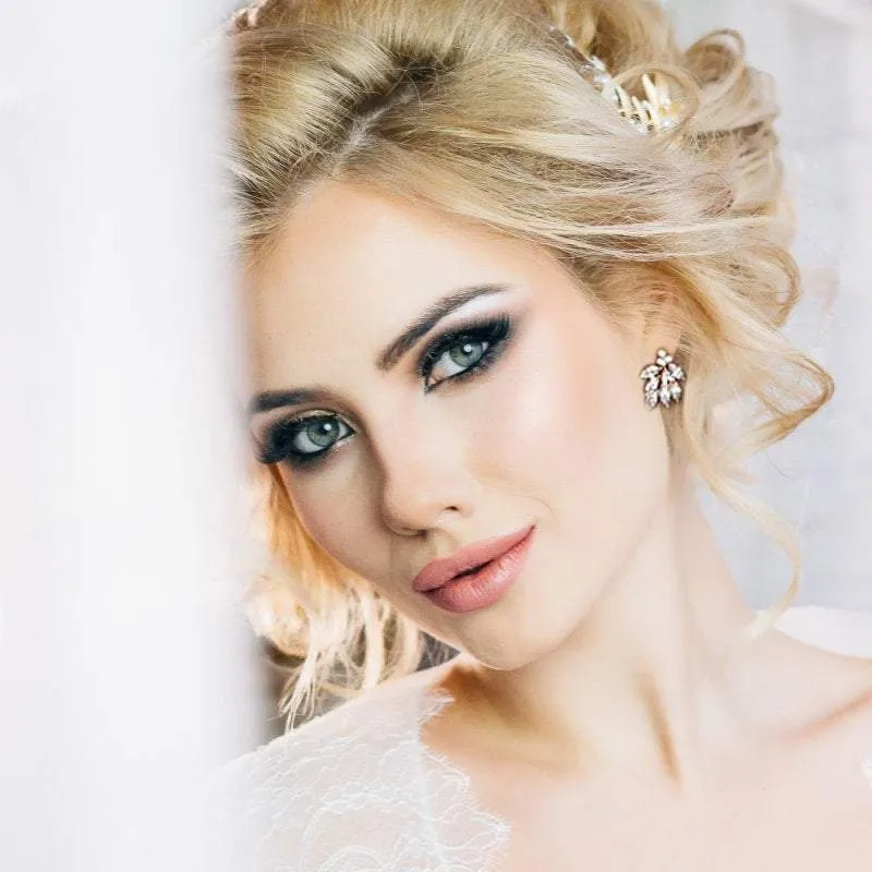Brides Gold Crystal Wedding Earrings 7296