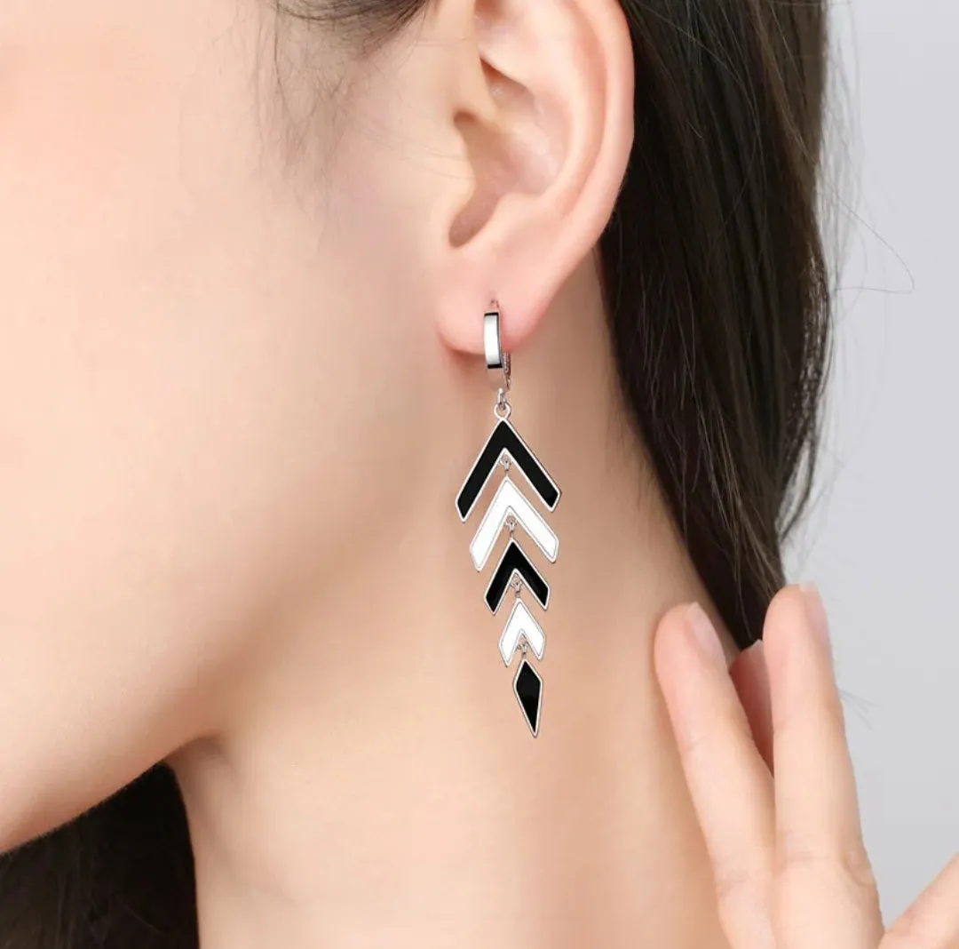 Chic 925 Sterling Silver Black/White Arrow Long Tassel Hoop Earrings.