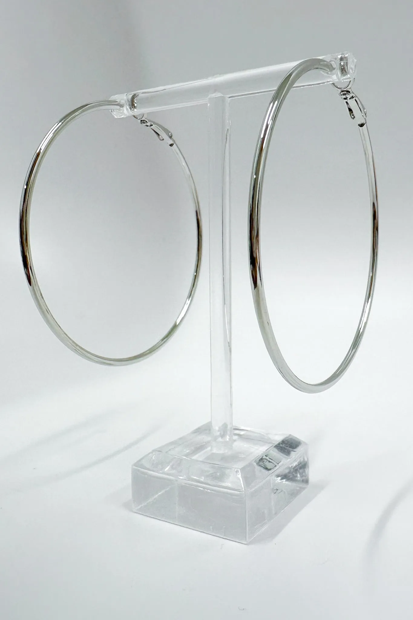 Chic Class Hoop Earrings