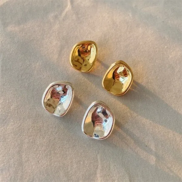Chunky Button-Look Mirror Ear Studs