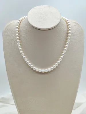 CLASSIC FRESHWATER ROUND PEARL NECKLACE