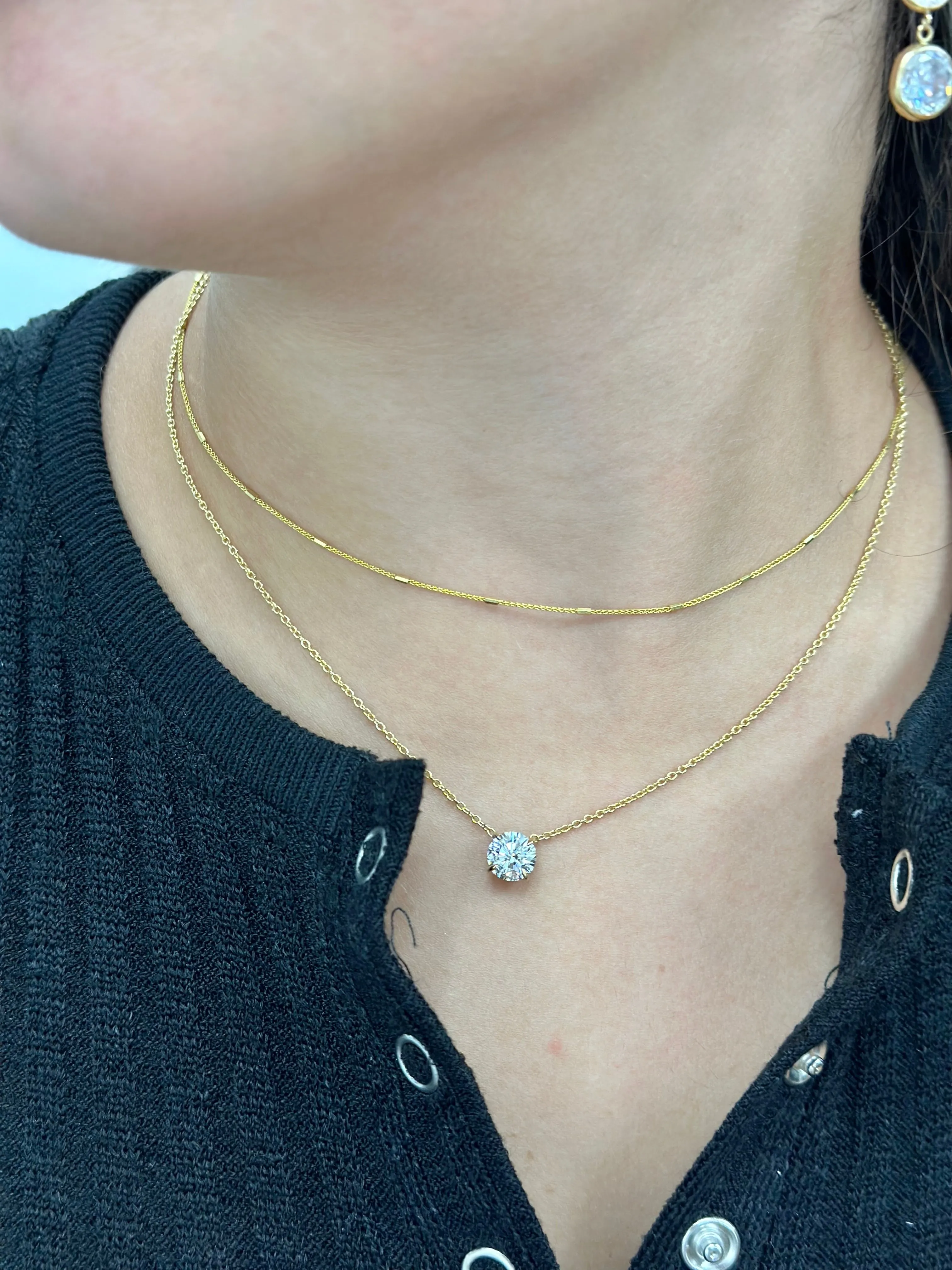 Classic Round Natural Diamond Pendant