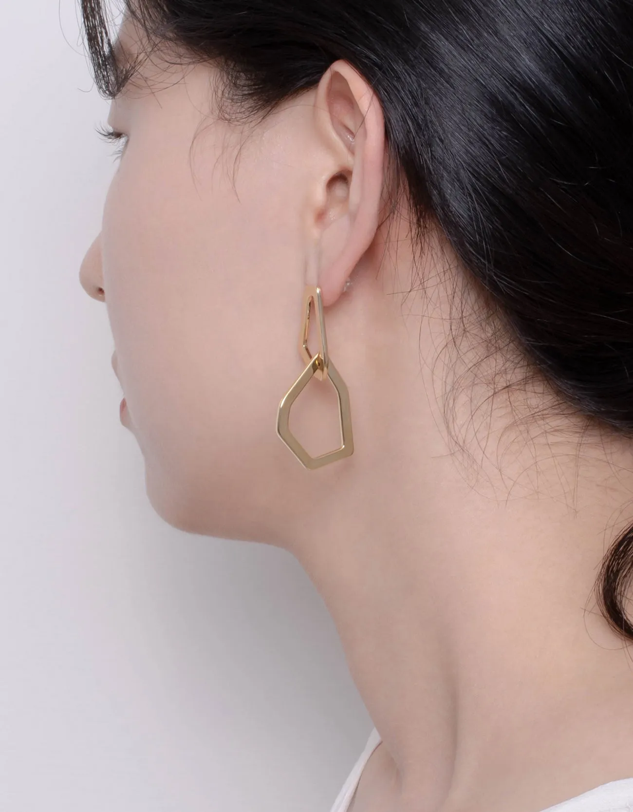 Elegant Geometric Gold Hexagonal Drop Earrings
