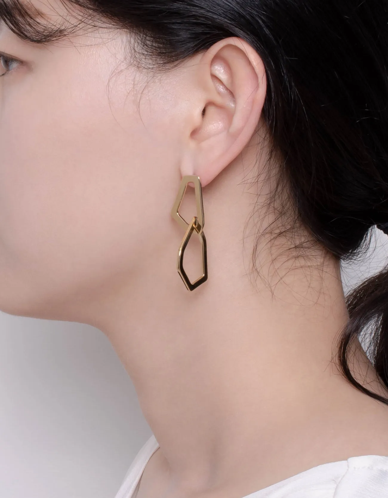 Elegant Geometric Gold Hexagonal Drop Earrings