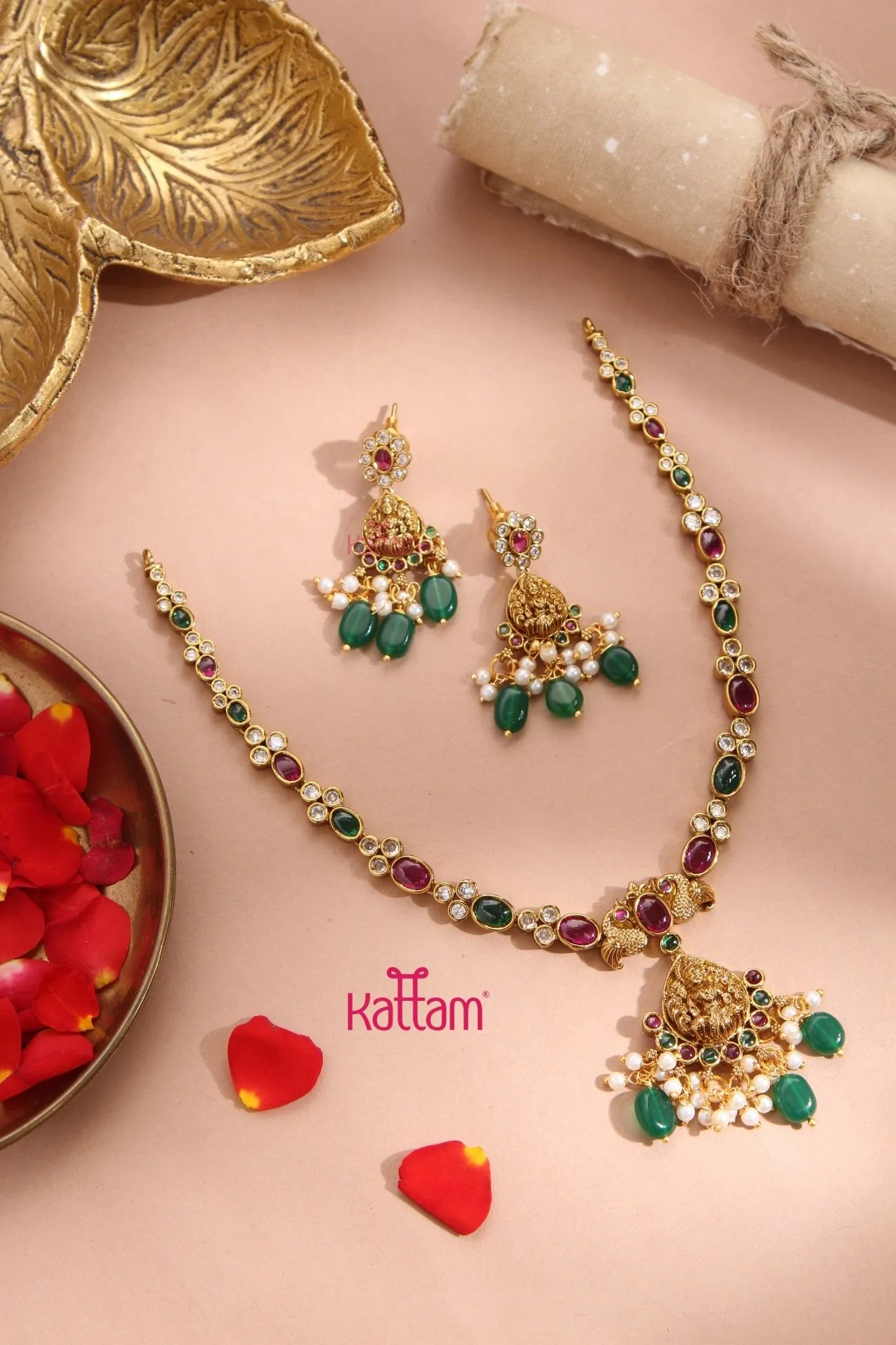 Elegant Goddess Necklace