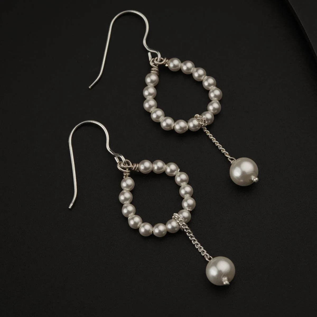 Elegant Pearl Drop Earring