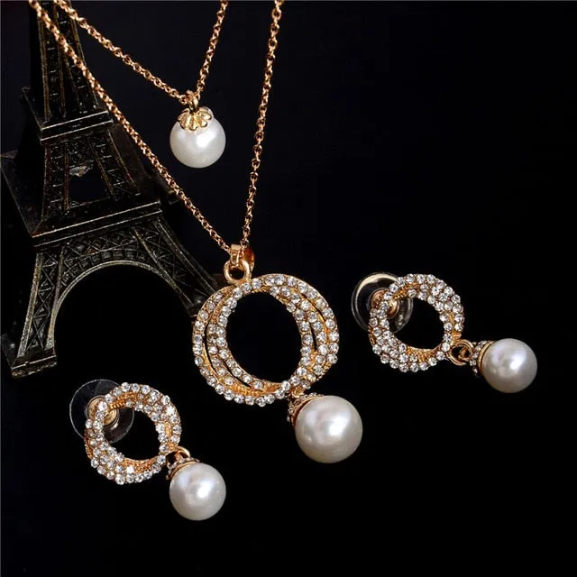 Elegant Pearl Jewelry Set