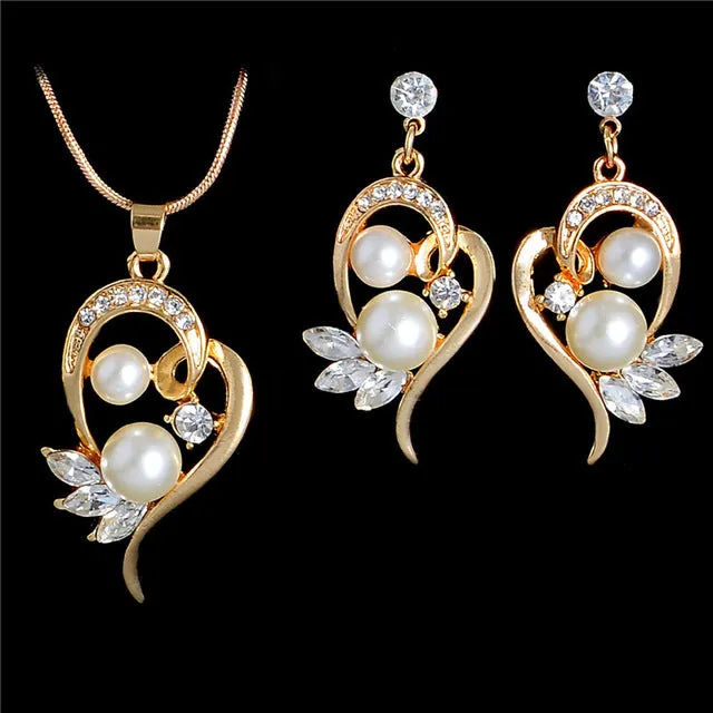 Elegant Pearl Jewelry Set