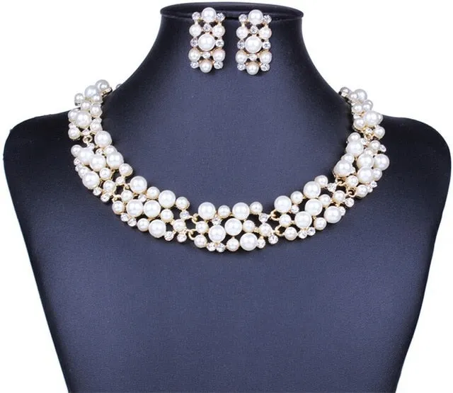 Elegant Pearl Jewelry Set