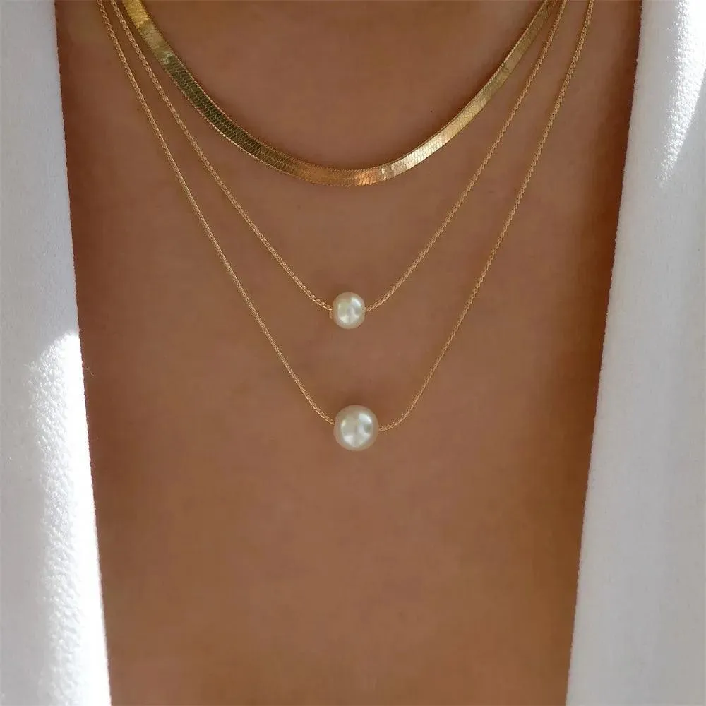 Fashion Gold Colour Heart-Shaped Necklaces For Women Girls - Trendy Multi-Layer Pendant Necklaces Sets