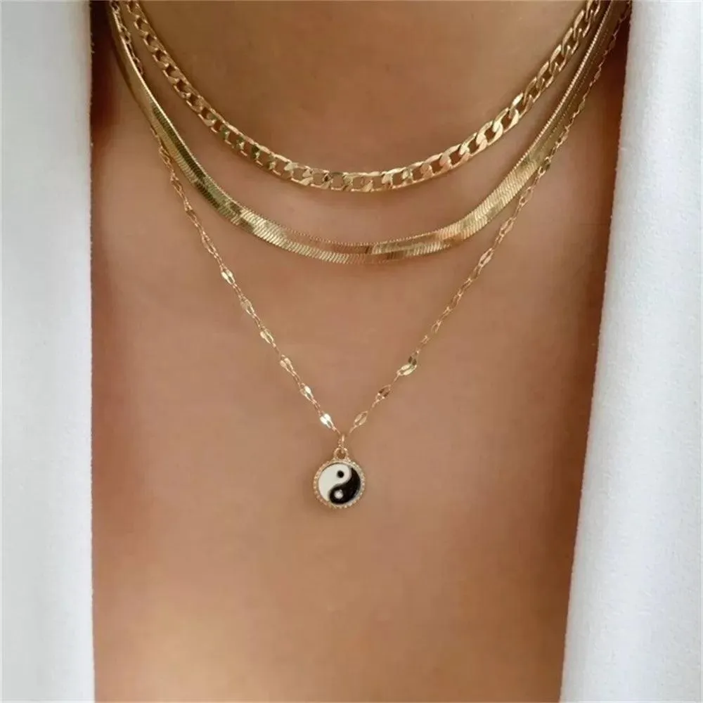 Fashion Gold Colour Heart-Shaped Necklaces For Women Girls - Trendy Multi-Layer Pendant Necklaces Sets