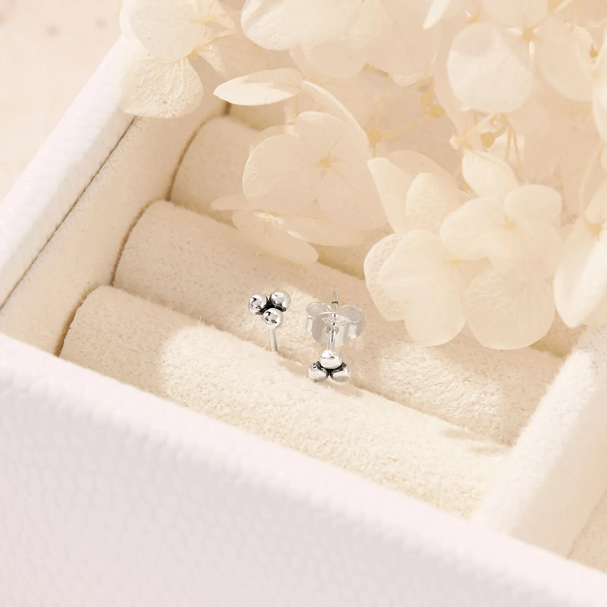 Fine Tri-Ball Studs