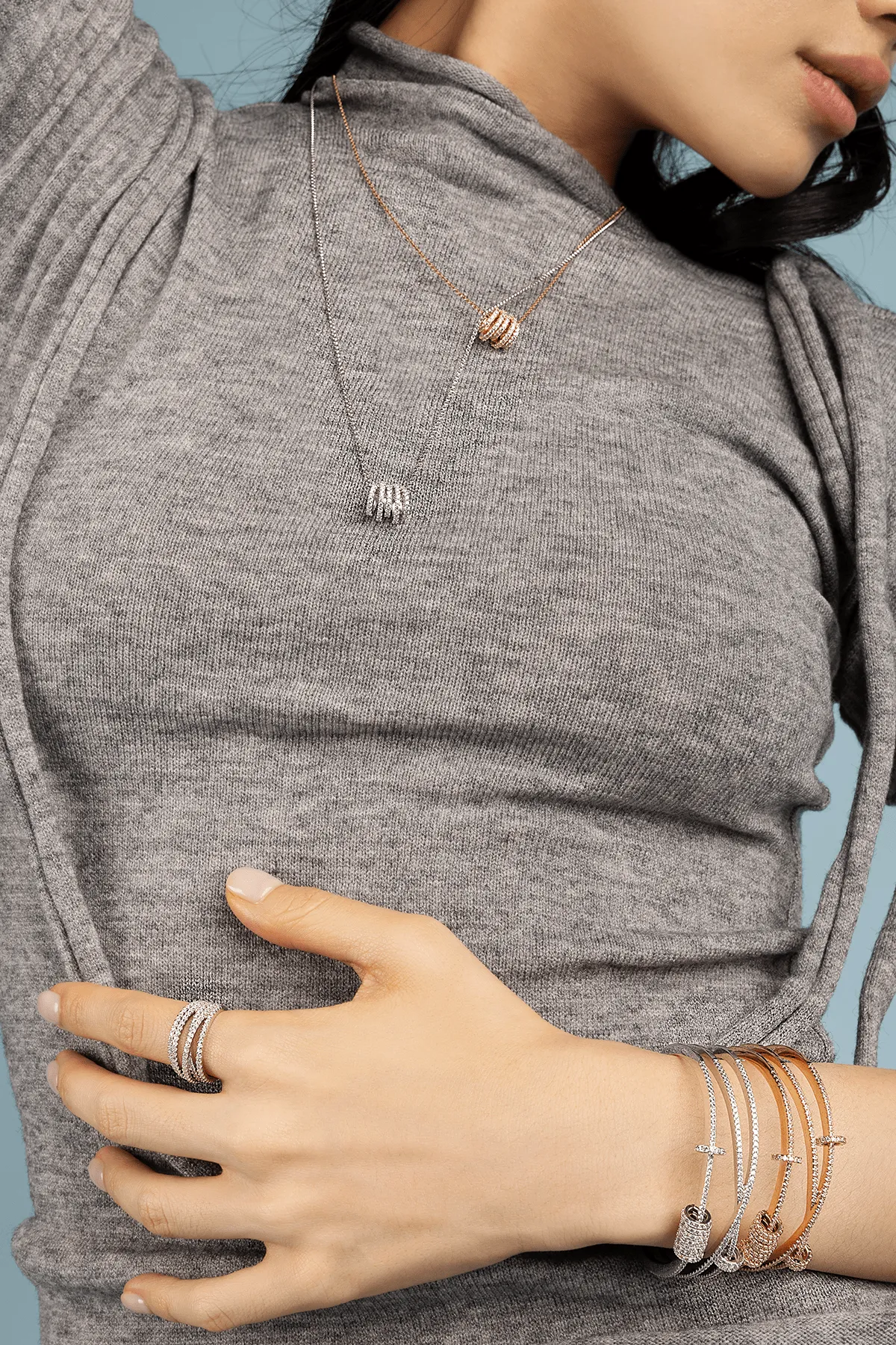 Five-Hoop Ring