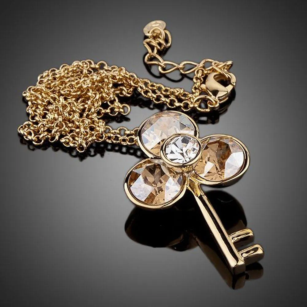 Golden Key Pendant Necklace KPN0044