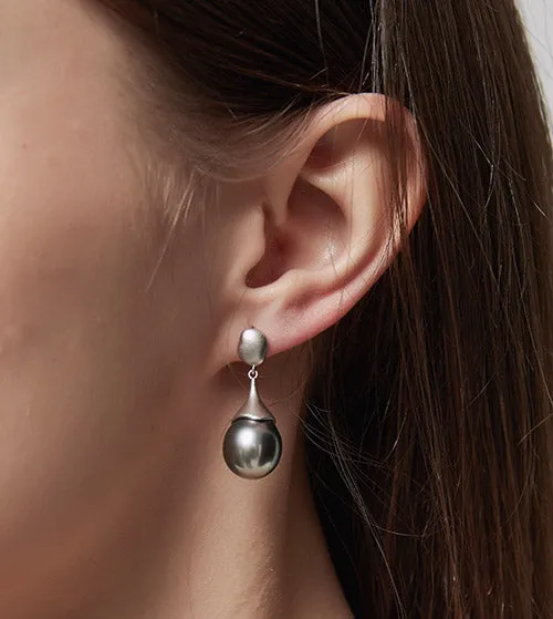 Graceful Whispers - 11.2mm Tahitian Pearl Drop Earrings