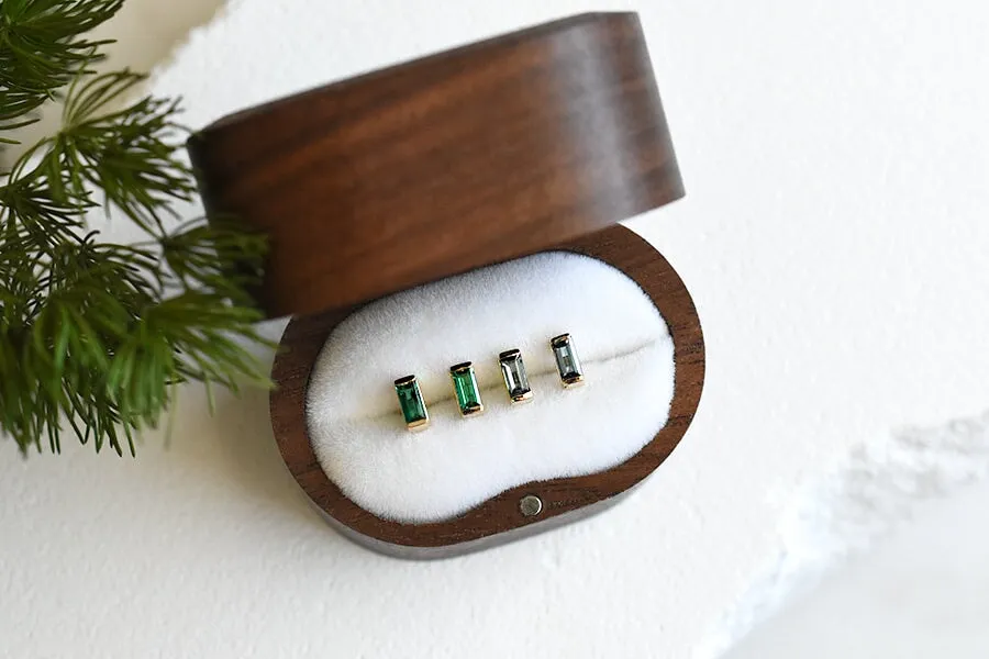Linea Emerald Studs
