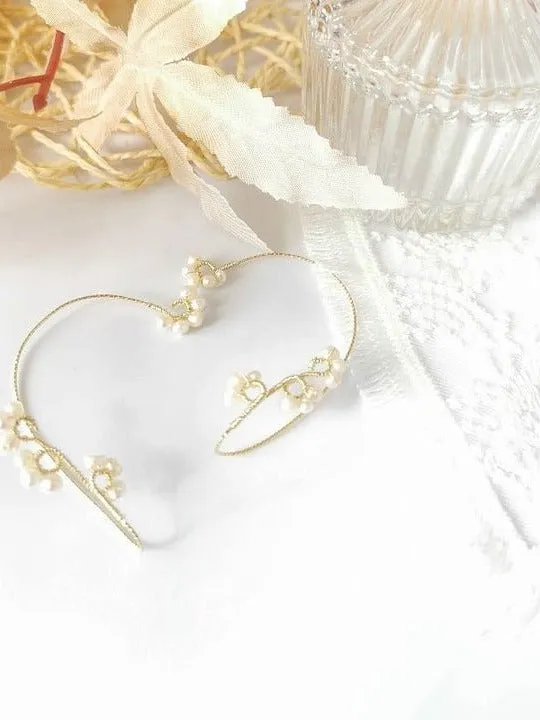 Loookus - Fleurine Handmade Pearl Ear Cuff  Earrings