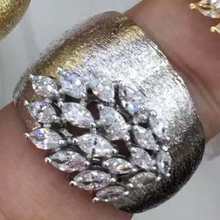 Luxury Feather Gold Bold Rings with Zirconia Stones Rings