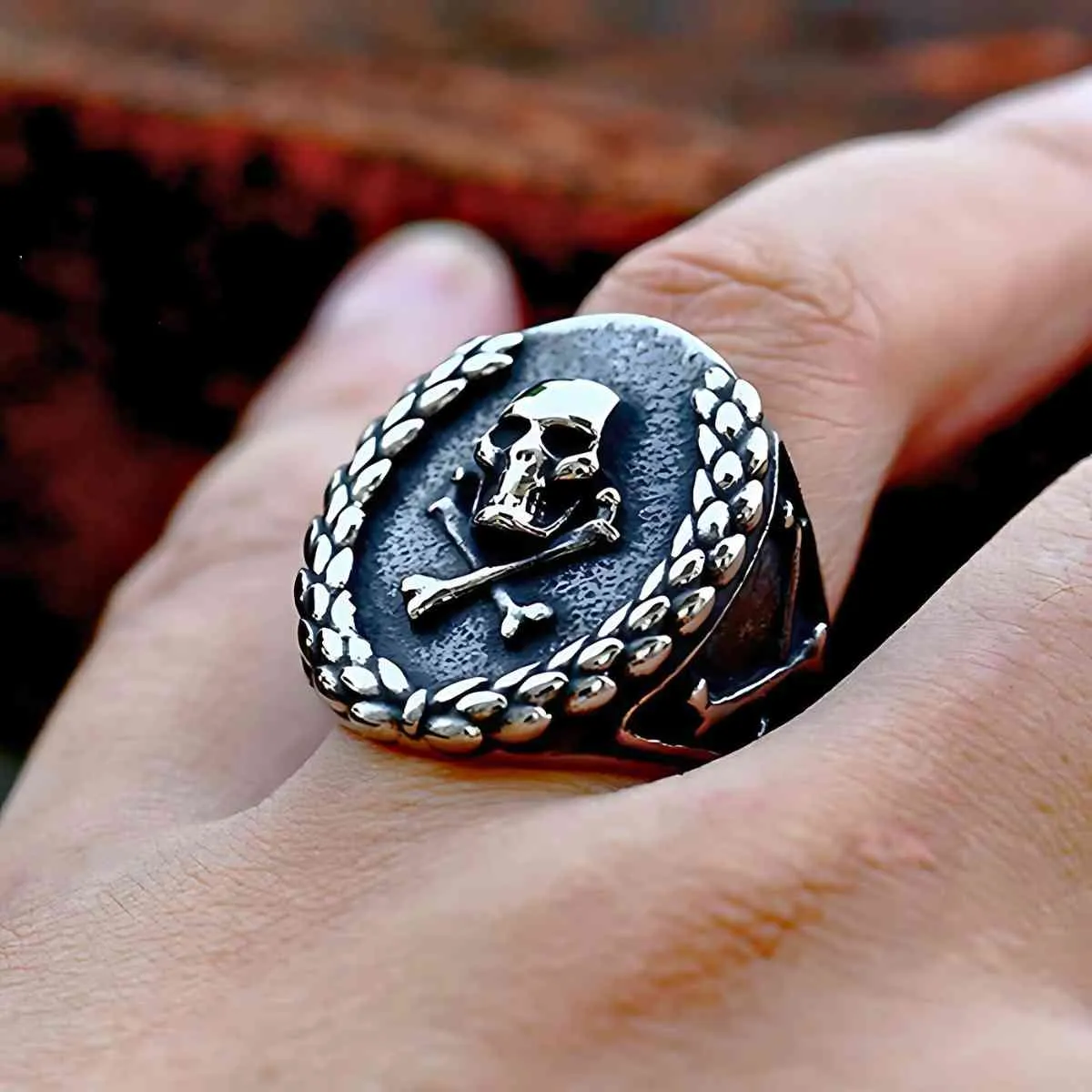Masonic Crossbones Signet Ring