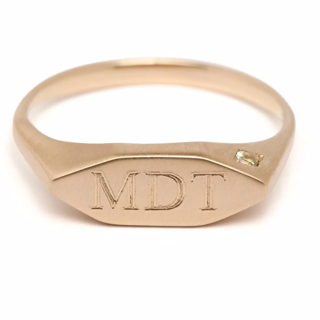 Medium Gold Signet Ring