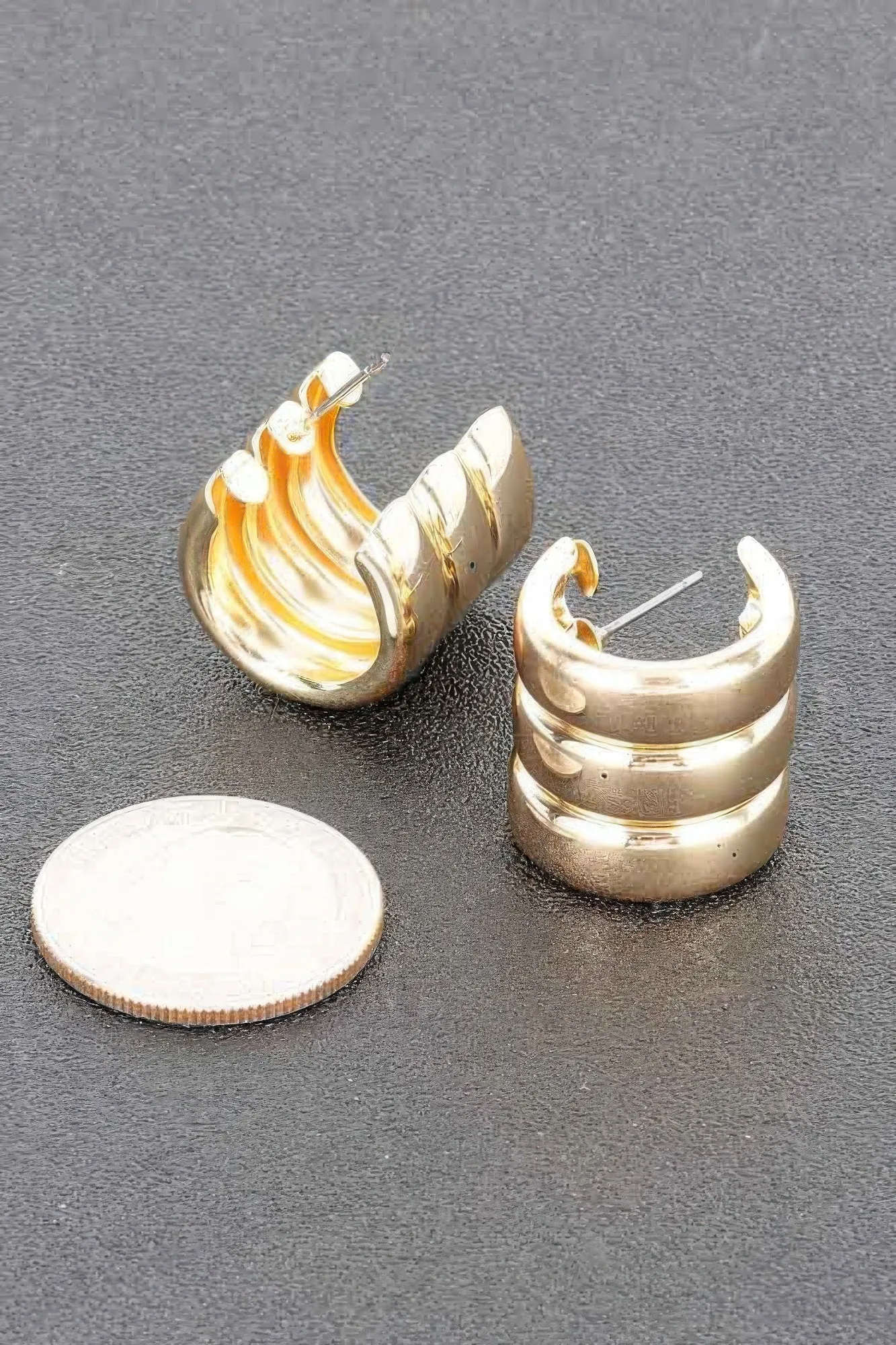 Metal Chic Coil Earring