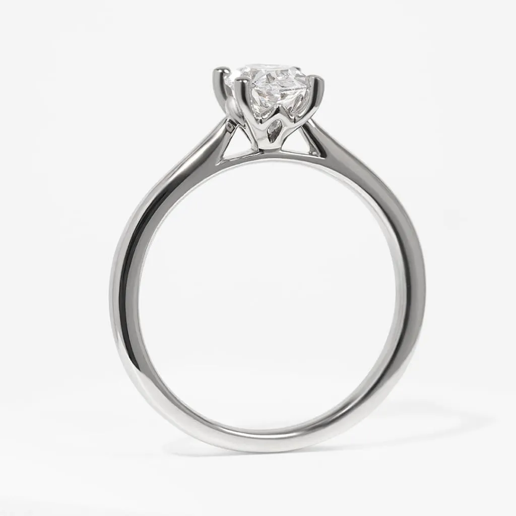 PARIS 0.75ct | Oval Solitaire Lab Diamond Set in Platinum