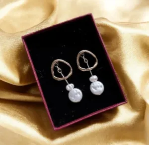 Pearl - Gold dangle earrings with pearl| baroque pearl drop earrings | minimalist 2 way stud earrings | Korean style bridal earrings