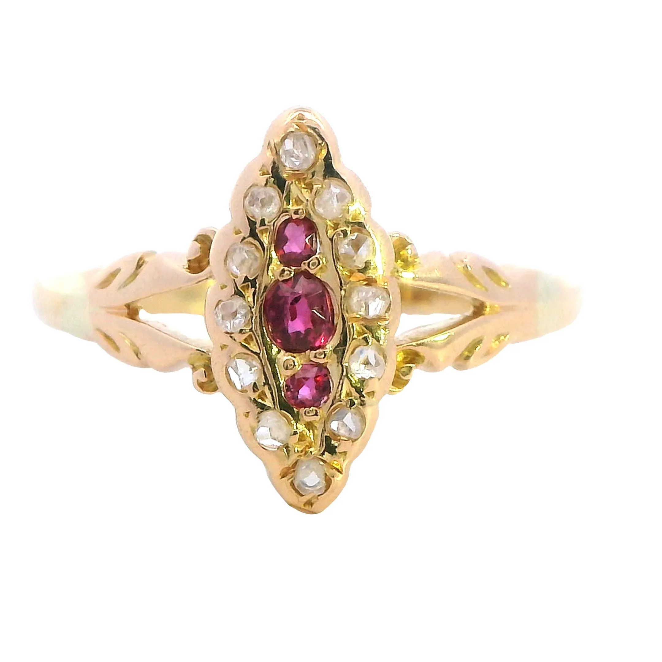 "Exquisite 18ct Gold Ruby and Diamond Ring - Timeless Beauty!"