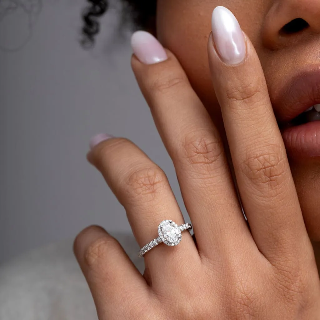 ROOK 1.20ct | Oval Halo Diamond Set in 18ct Gold