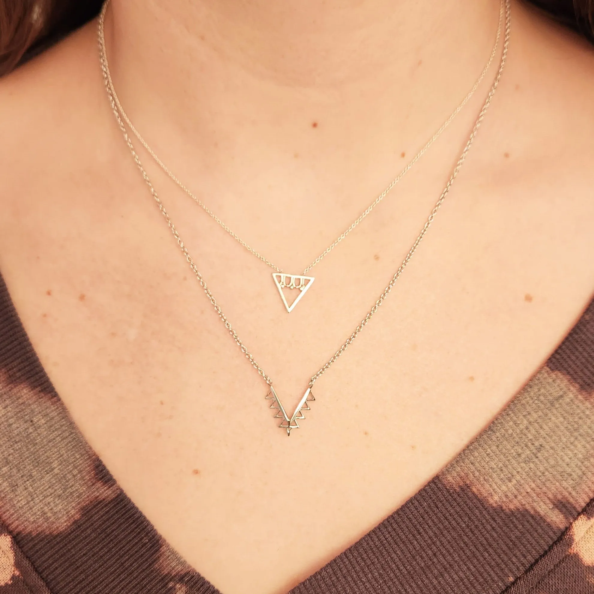 Sagitta Silver Earth Necklace