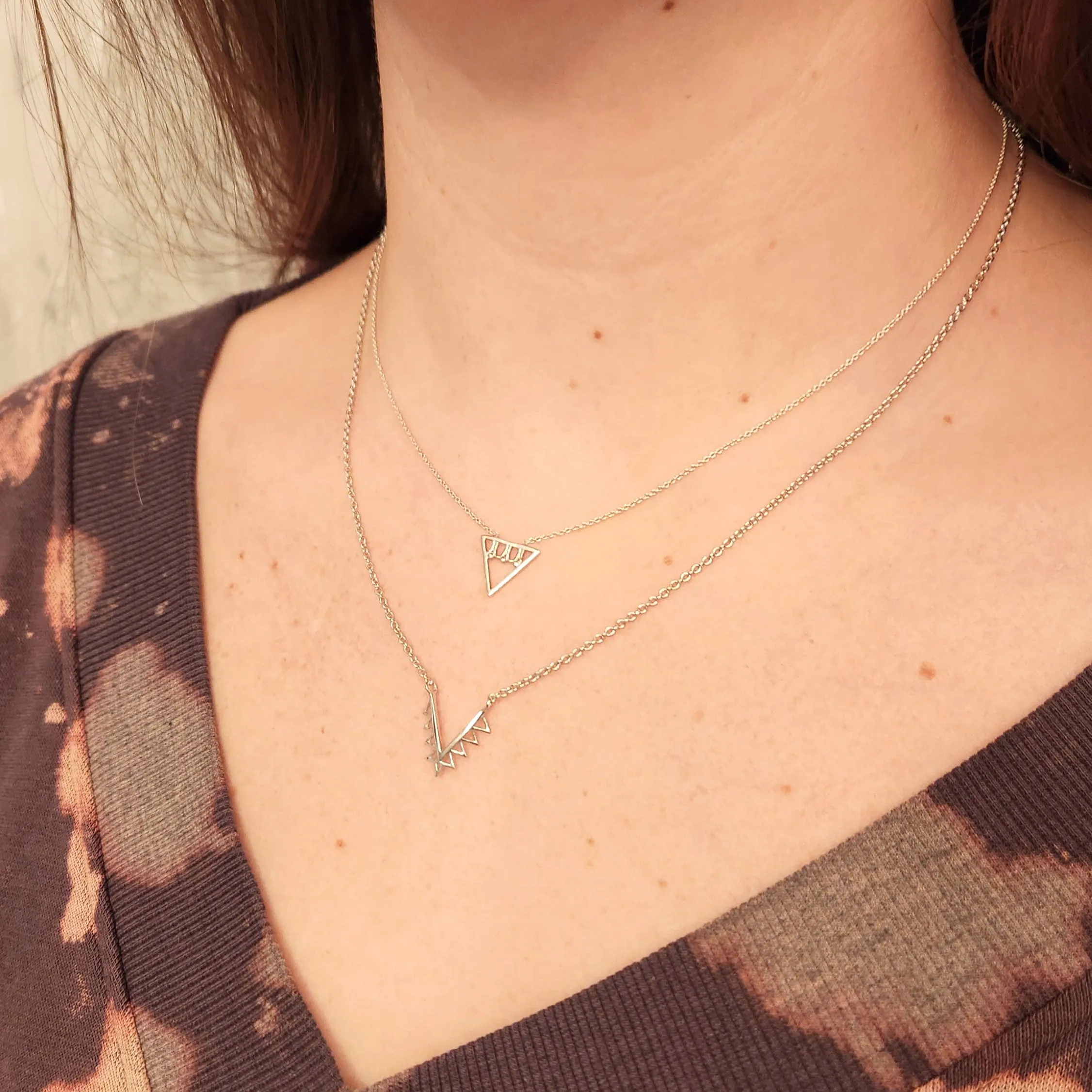Sagitta Silver Earth Necklace