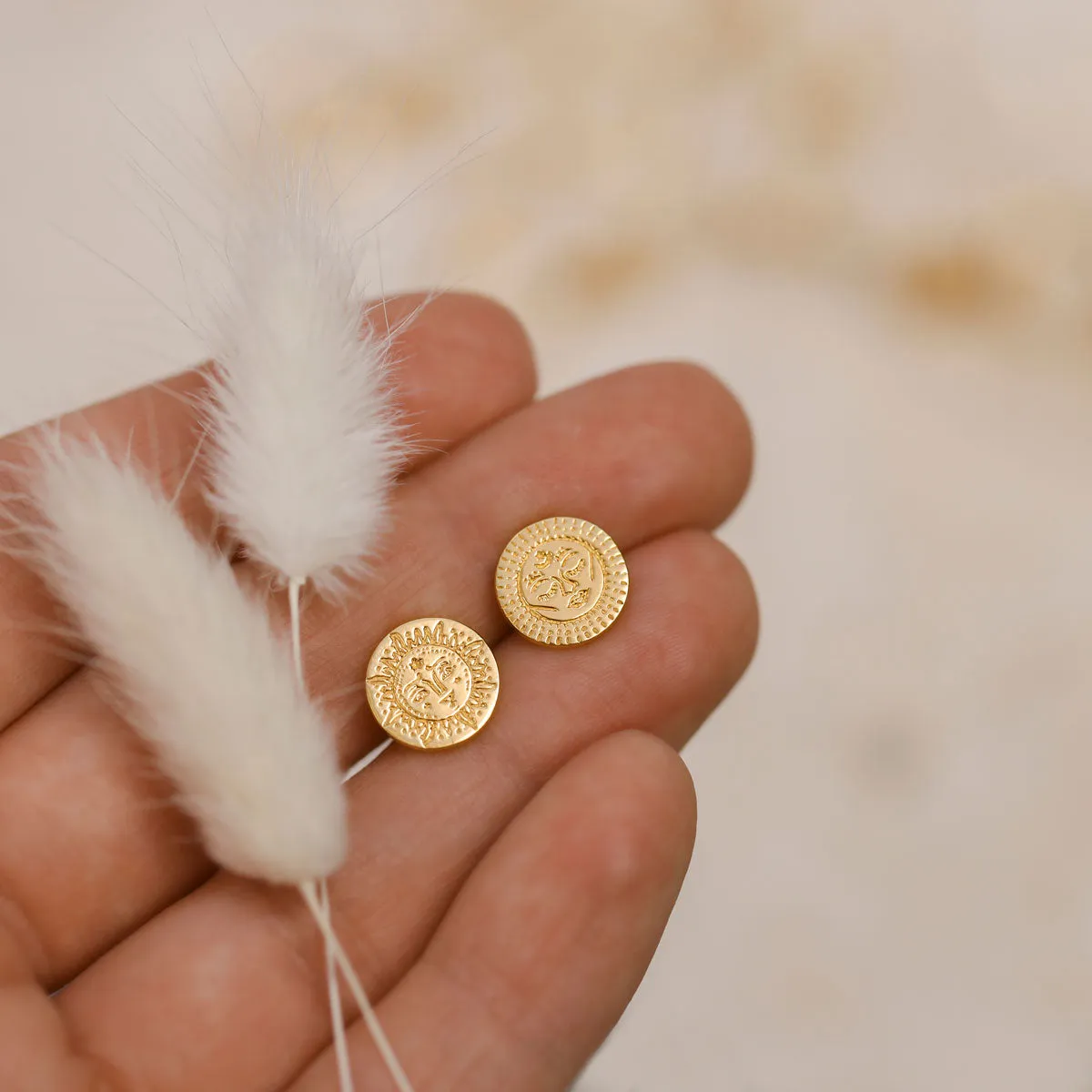 Tantra Studs Gold