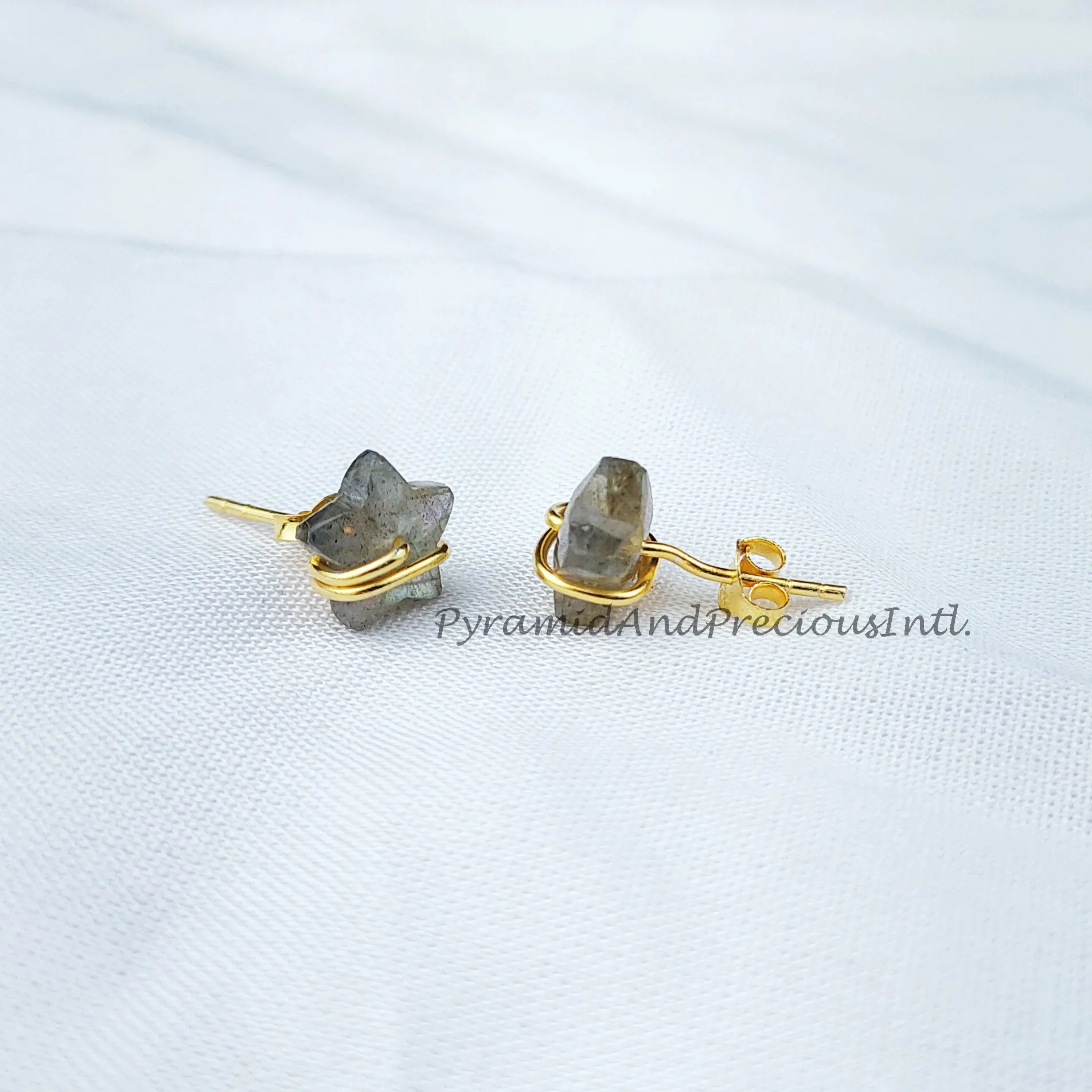 Tiny Labradorite studs, star shape jewelry, wire wrap earrings, minimalist crystal jewelry, boho earrings, Sold By Pair