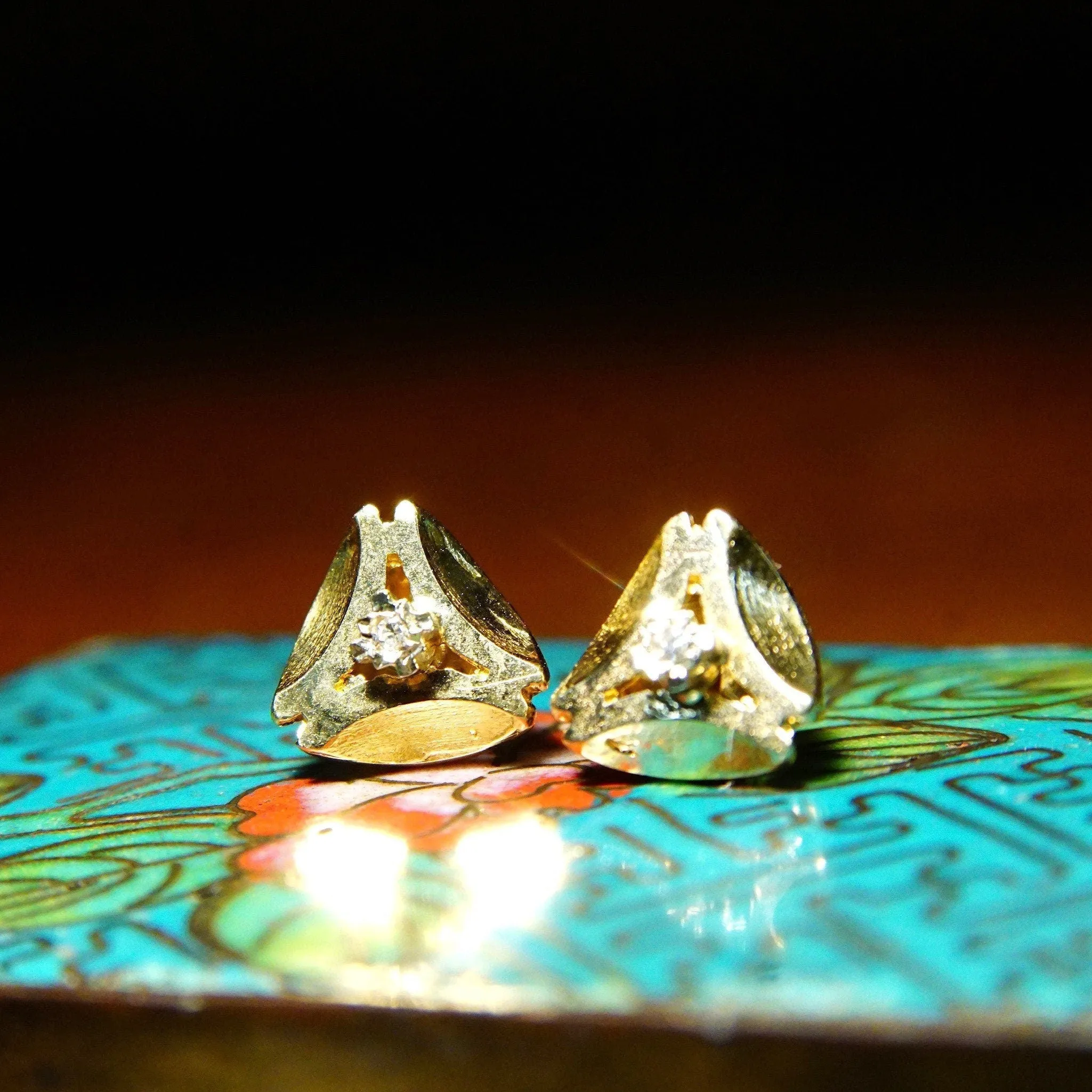 Vintage Minimalist 14K Gold Diamond Stud Earrings, Yellow Gold Rounded Triangle Studs, Prong-Set Accent Diamonds, 585 Pushbacks, 8.5mm