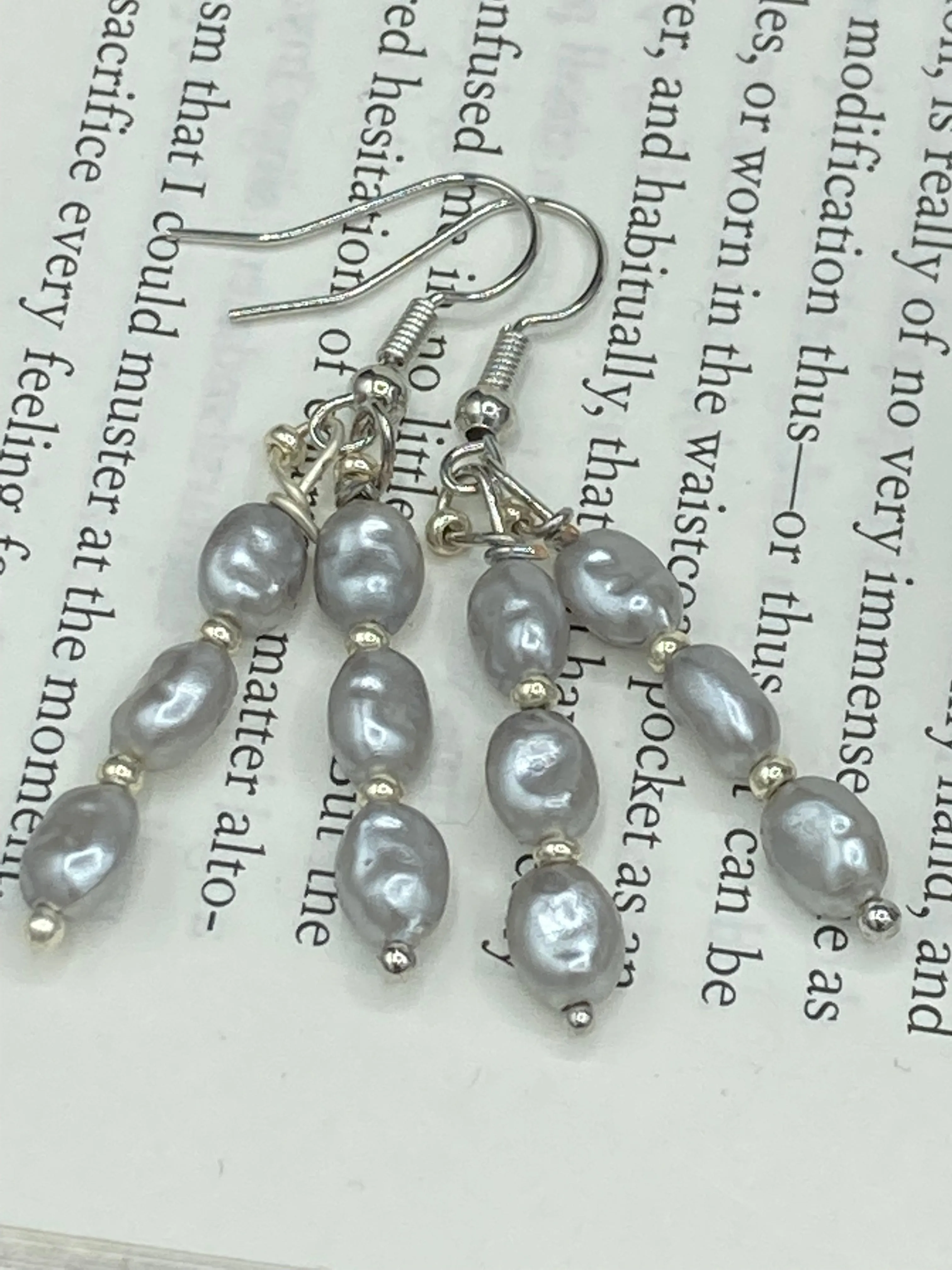 White And Gray Baroque Pearls And Black Glass Beaded Necklace, Shabby Chic, Boho Chic, Nature Inspired