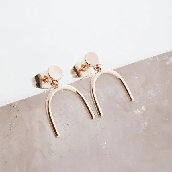 Women's Minimalist Arch Earring Studs